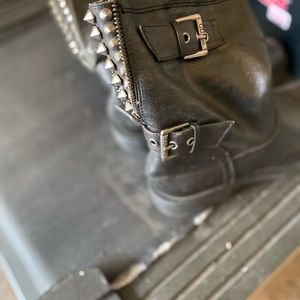 guess biker boots